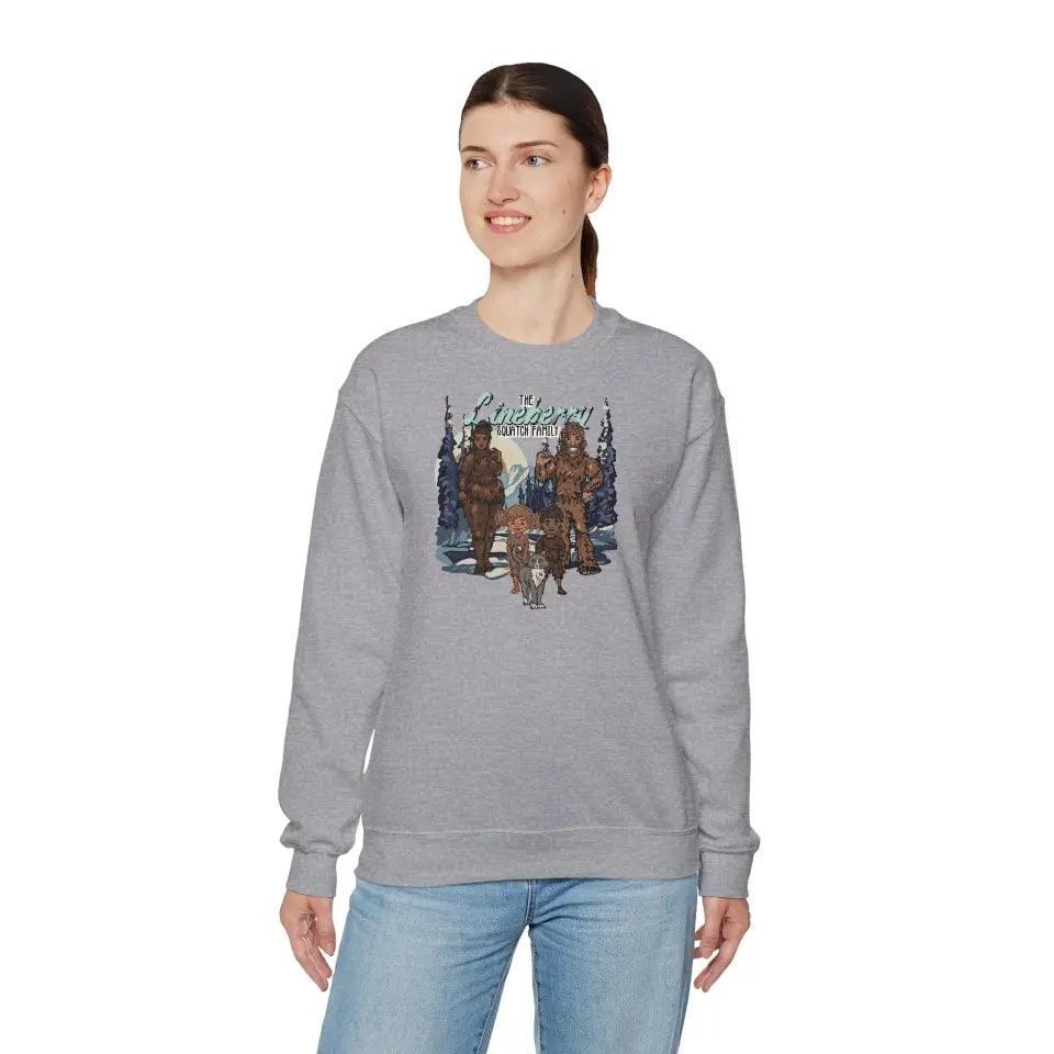 Personalized Bigfoot Family - Sasquatch Family Unisex Heavy Blend Sweatshirts