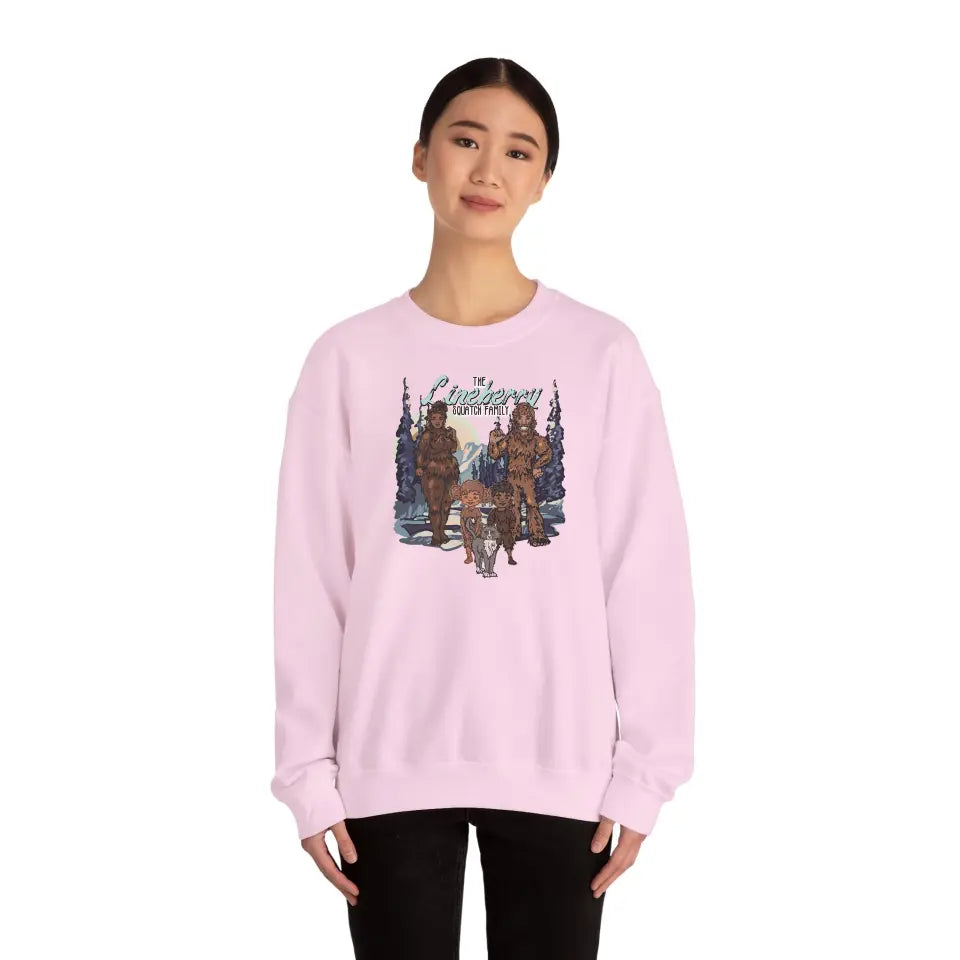 Personalized Bigfoot Family - Sasquatch Family Unisex Heavy Blend Sweatshirts