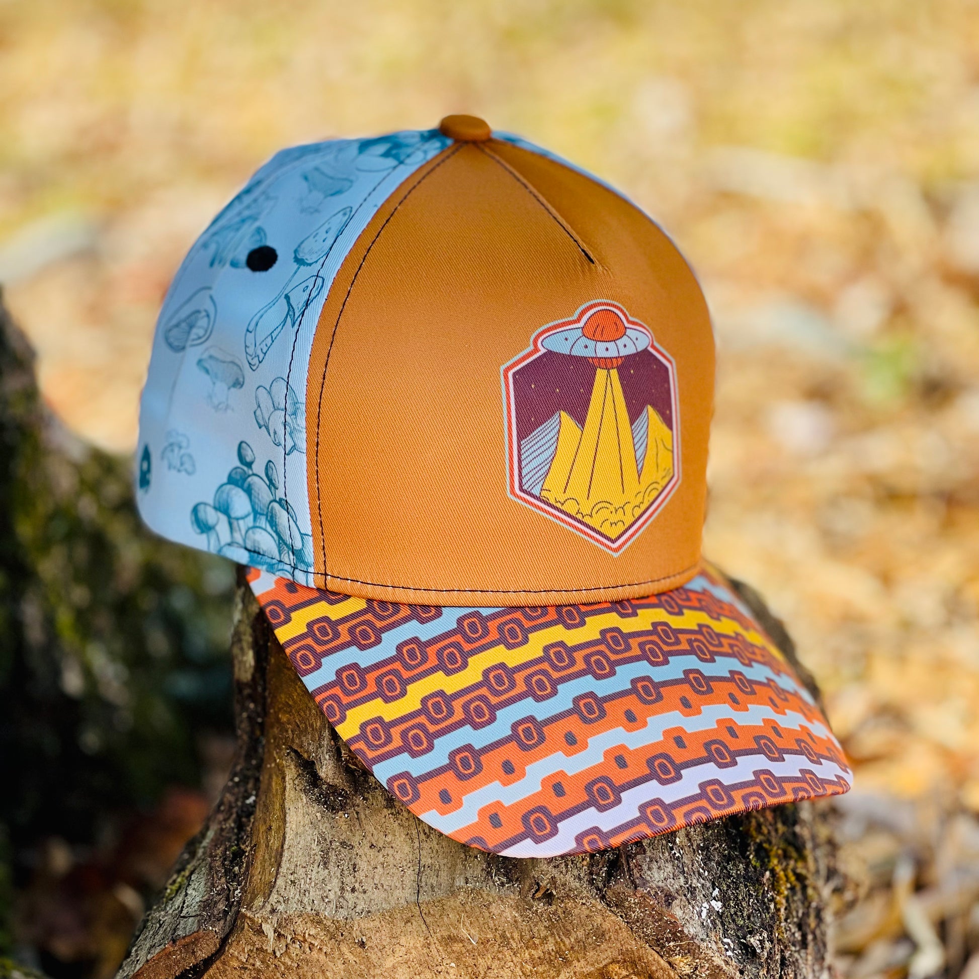 Mountain UFOs Hiking Hat - Retro Snapback Cap 