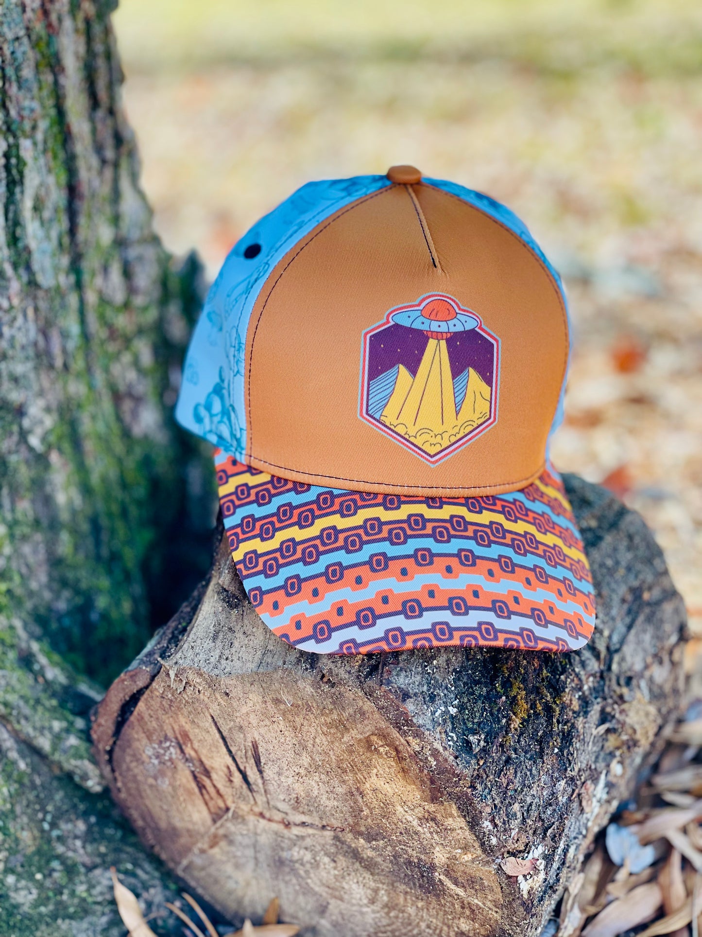 Mountain UFOs Hiking Hat - Retro Snapback Cap 